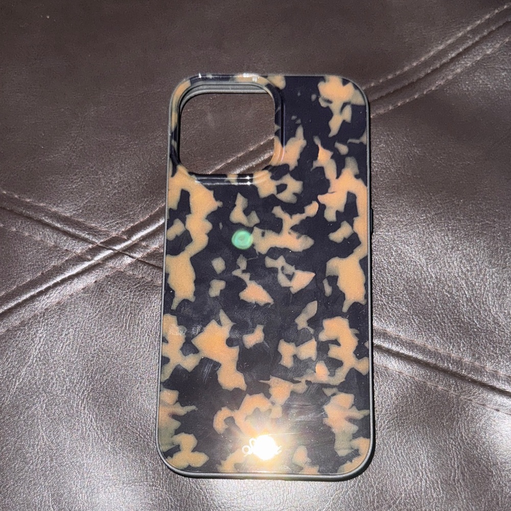 Patterned Phone Case - Black and Tan